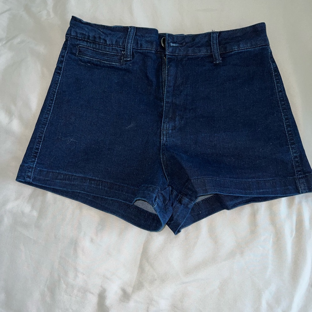 Fashion Nova high waisted shorts